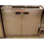 Lincat IP24B commercial stainless steel two door plate warmer, W91cm, H90cm,