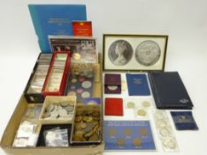 Collection of British and world coins including; four pope Joannes Pavlvs II medallions,