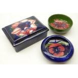 Moorcroft 'Anemone' pattern trinket box and cover,