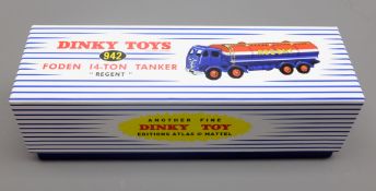 Dinky Atlas Supertoys Foden 14-Ton Tanker 'Regent' 942 in blue striped top box Condition