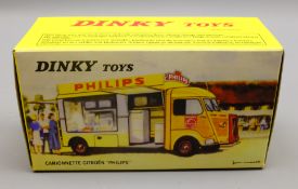 Dinky Atlas model : Camionnette Citroen 'Phillips' 587 in yellow pictorial box Condition