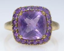 9ct gold amethyst cluster ring hallmarked Condition Report Approx 4.