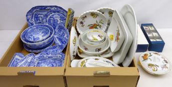 Spode England 'Italian' pattern tableware & cake slice and some earlier Spode 'Italian' & Royal