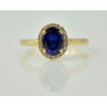 Gold blue stone cluster dress ring hallmarked 14ct Condition Report 2.