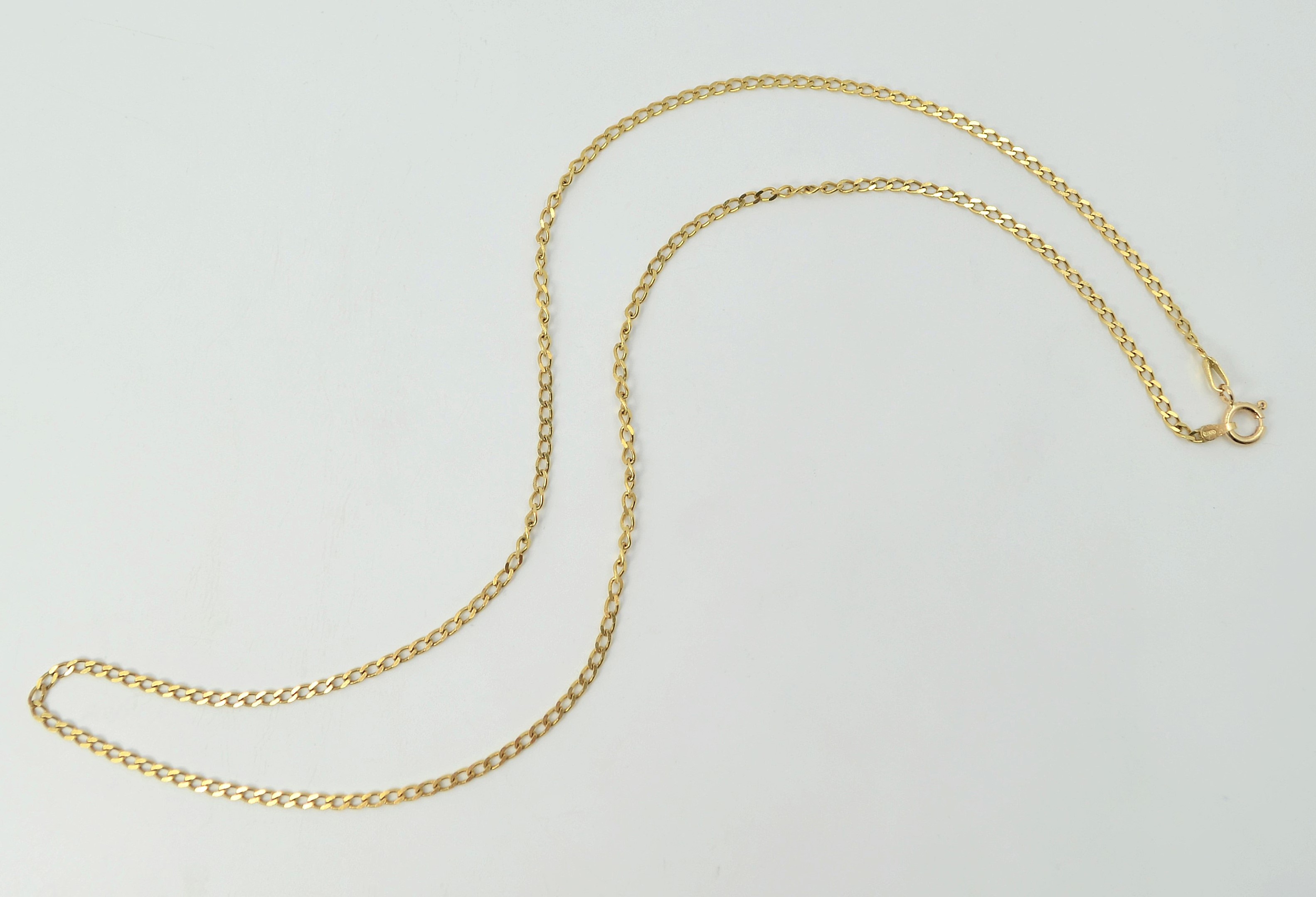 9ct gold chain necklace hallmarked Condition Report 4.9gm<a href='//www. - Image 2 of 2