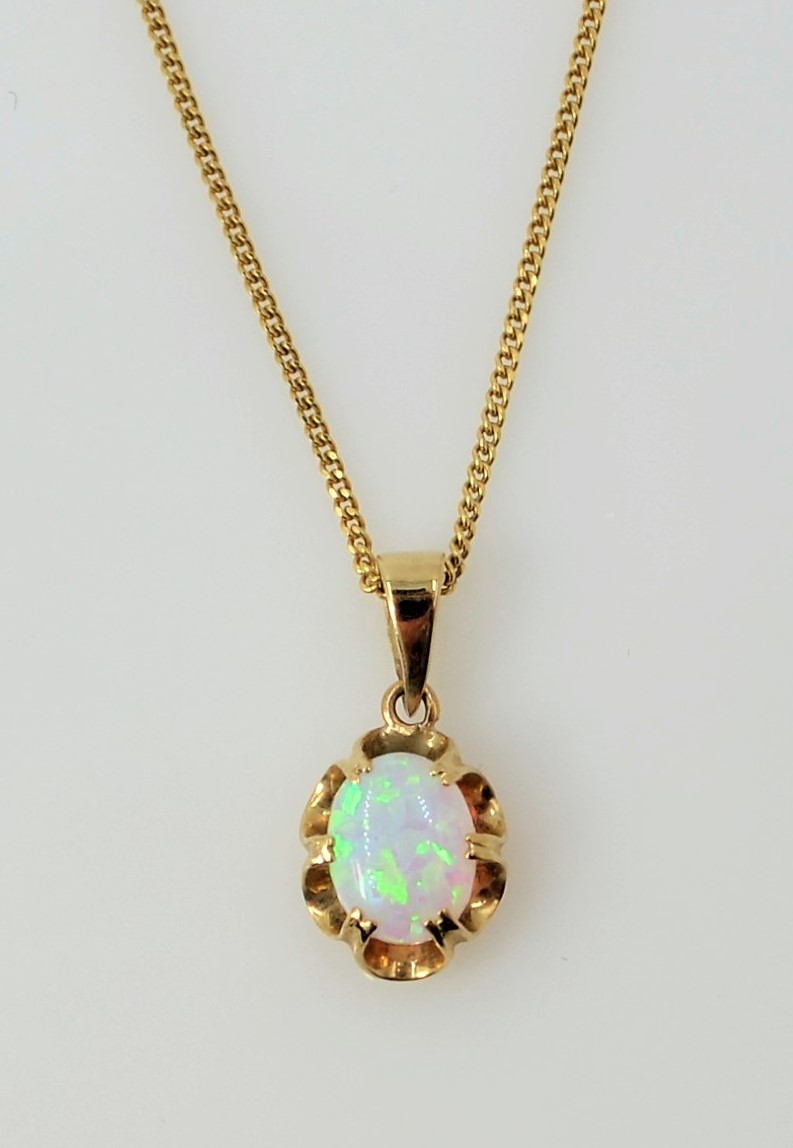 9ct gold opal pendant necklace hallmarked 9ct and a similar pair stud ear-rings - Image 3 of 3