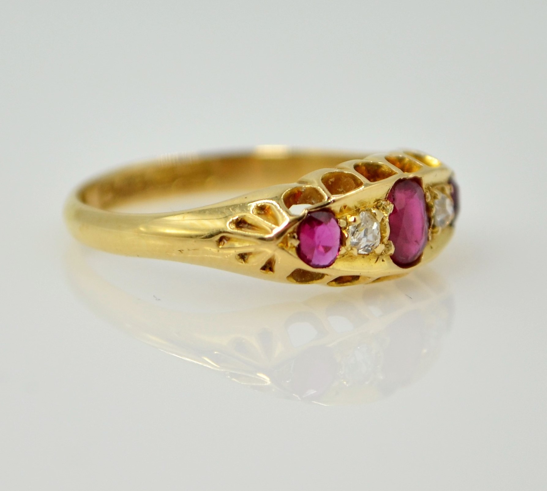 Ruby and diamond 18ct gold ring, Birmingham 1911 Condition Report 2. - Image 2 of 3