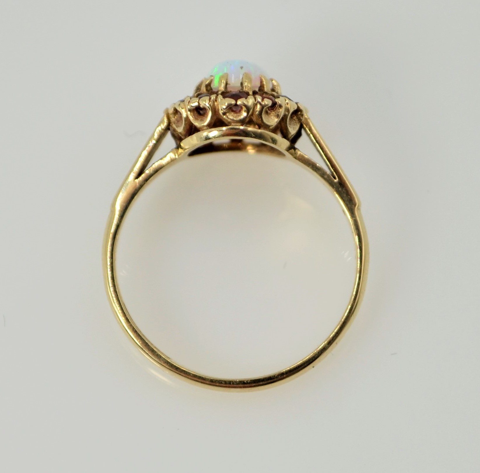 Gold opal and garnet cluster ring hallmarked 9ct Condition Report size L-M 2. - Image 2 of 2