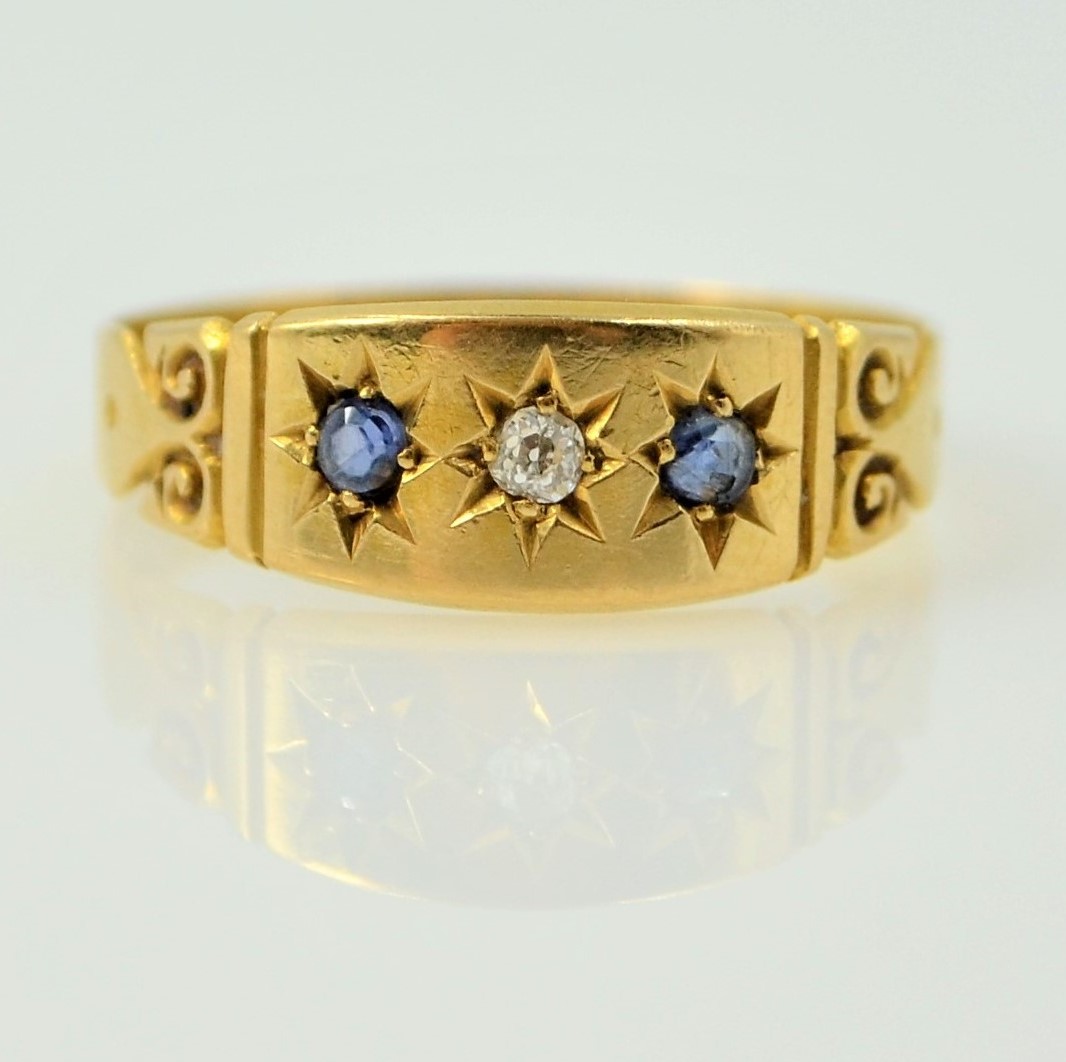 18ct gold three stone sapphire and diamond ring Birmingham 1899 Condition Report 1.