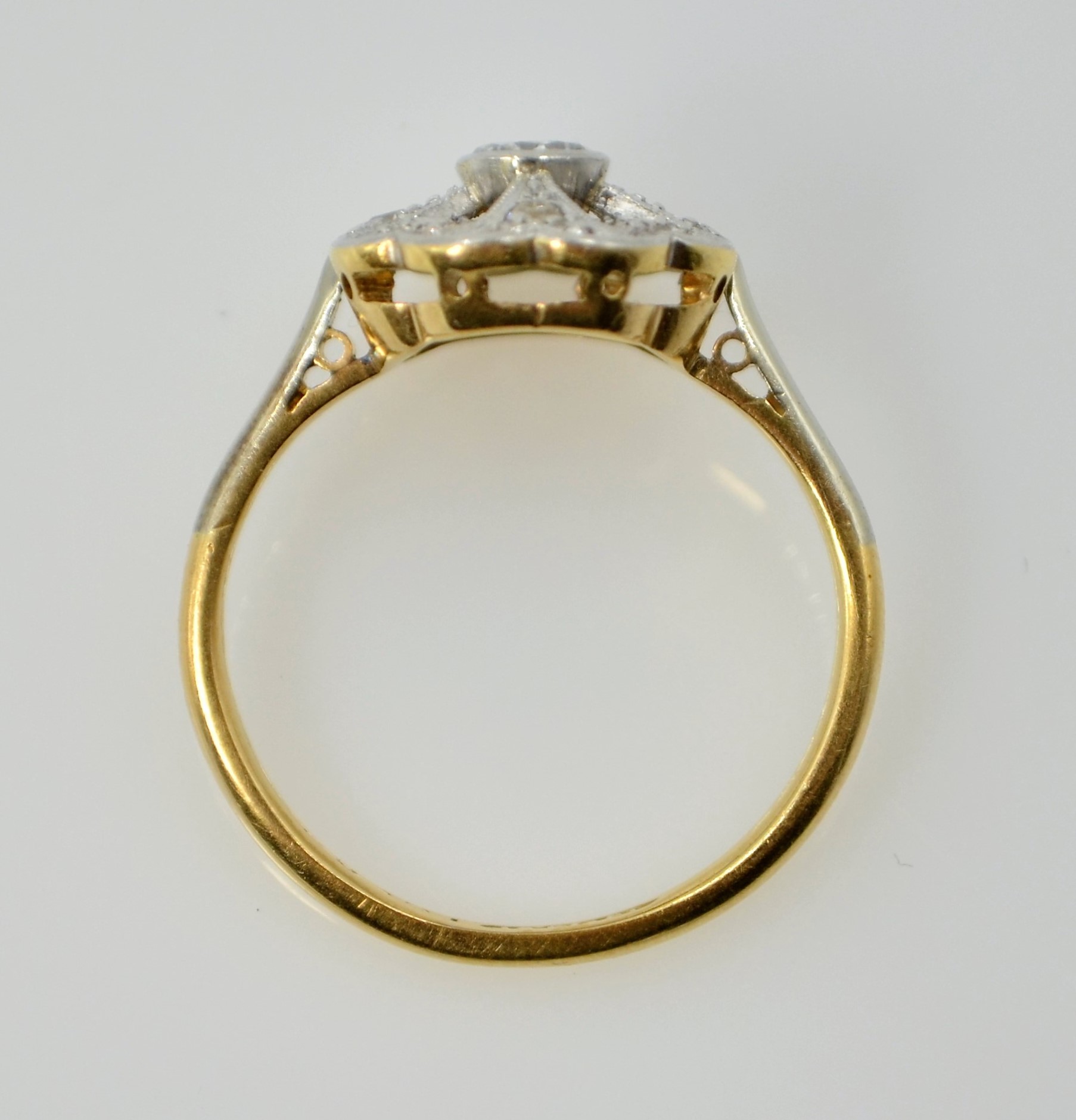 Art Deco platinum set diamond flower cluster ring on 18ct gold shank stamped 18ct. - Image 2 of 2