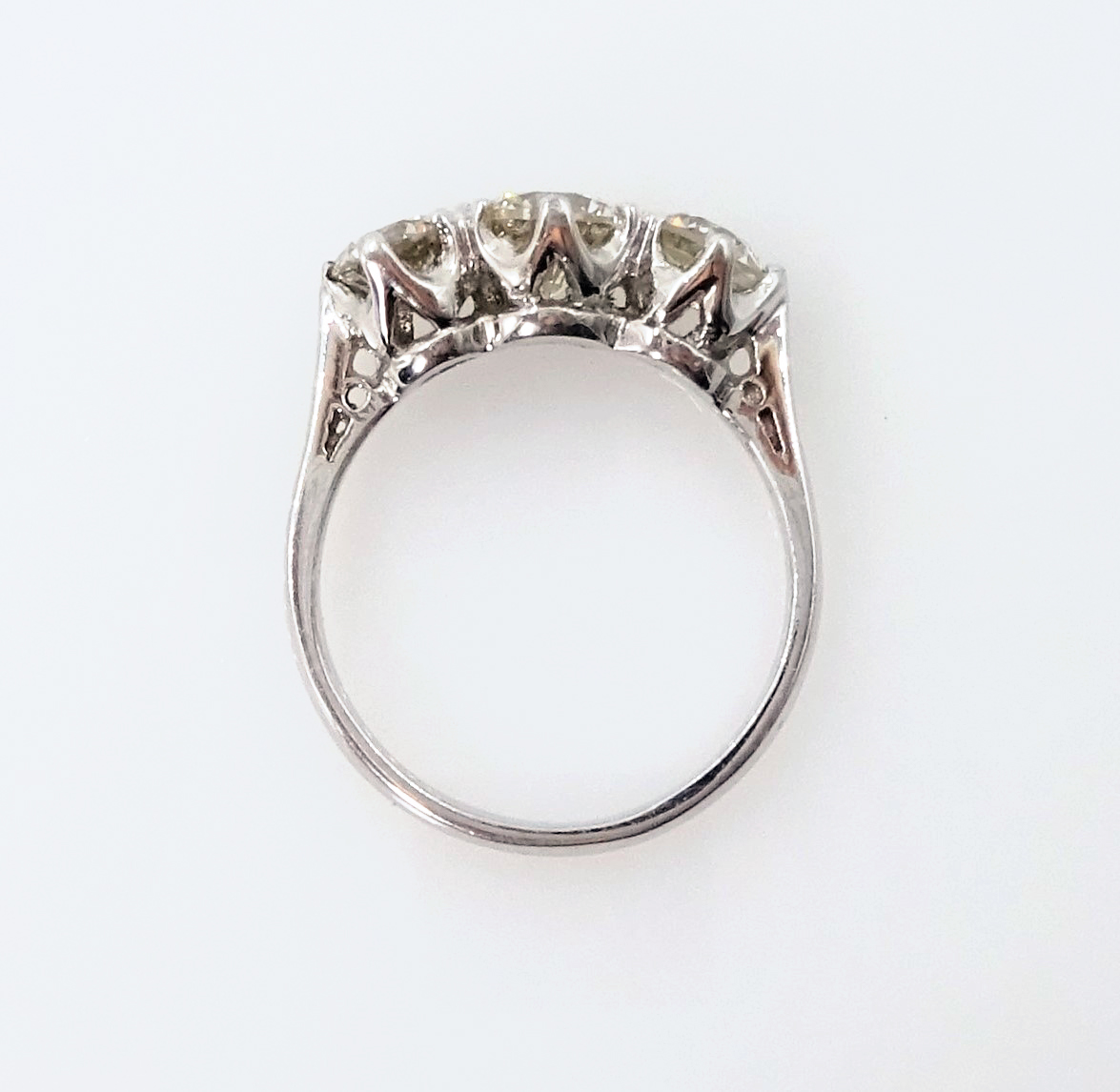 White gold three stone diamond ring stamped 18ct diamonds 1. - Image 3 of 3