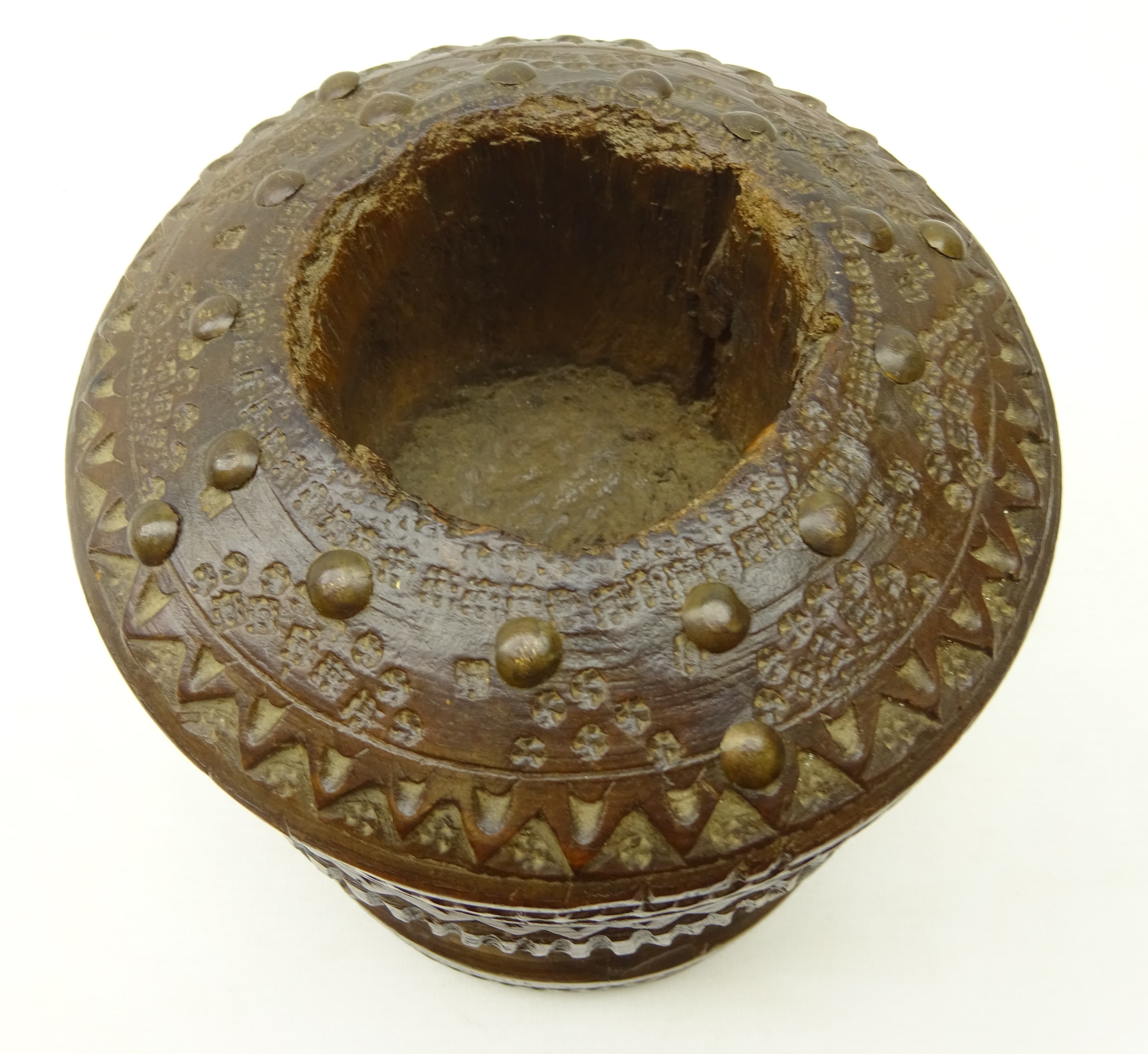 19th century African tribal carved spice pestle and mortar, with chevron bands, - Image 3 of 9