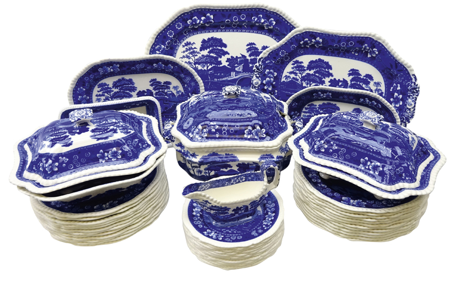 Copeland 'Spode's Tower' dinner service comprising twelve dinner plates, twelve soup bowls,