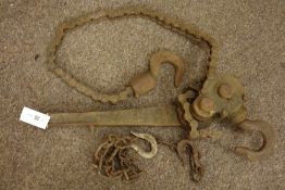 Vintage 'Yale Pull-Lift' 1 1/2 ton lever ratchet hoist and chain Condition Report