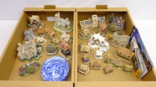 Collection of Lilliput lane models including 'St Lawrence Church', 'The Coach & Horses',