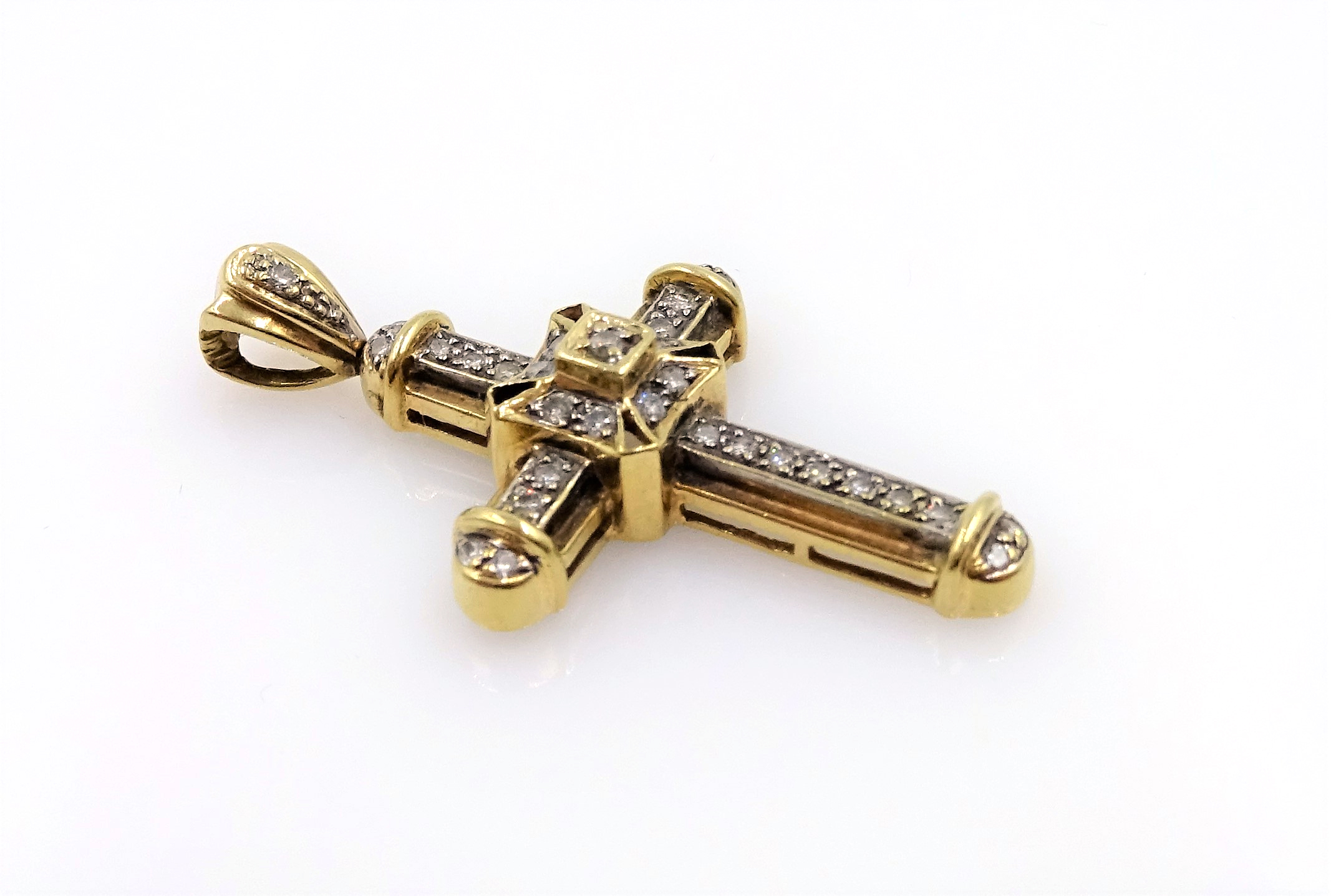 Diamond cross pendant, hallmarked 9ct, 4cm approx Condition Report 3. - Image 3 of 3