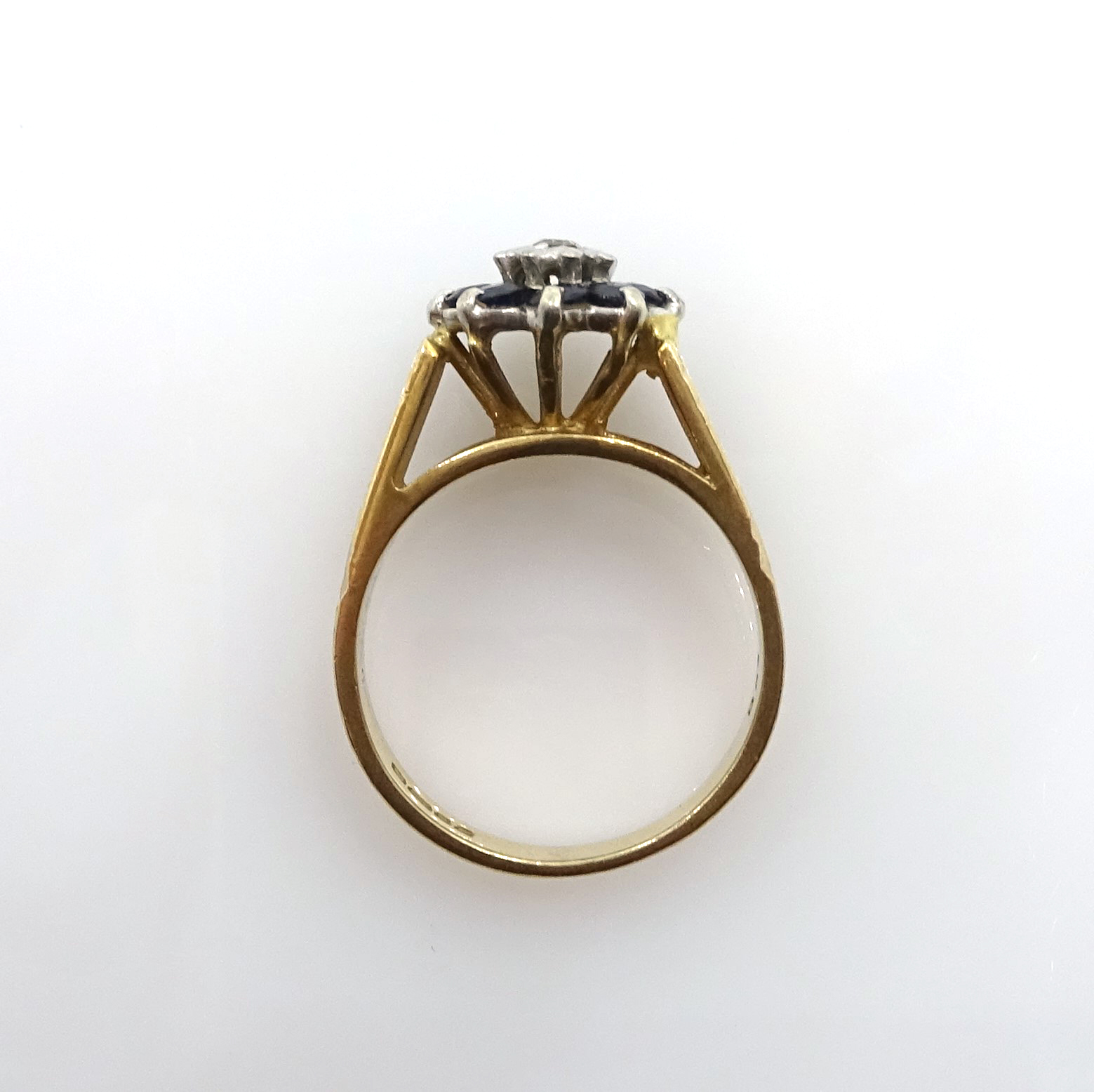 Sapphire and diamond cluster ring, - Image 5 of 5