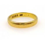 22ct gold wedding band, Birmingham 1922, approx 4.