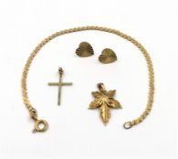 Gold flat link chain bracelet,