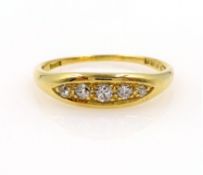 18ct gold five stone diamond gypsy ring, Chester 1915 Condition Report Approx 3.