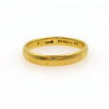 22ct gold wedding band, Birmingham 1930prox,