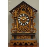 Late 19th/early 20th century Black Forest style cuckoo clock, arched architectural case,