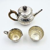 Victorian silver three piece tea set by James Deakin & Sons Sheffield 1888 approx 15oz gross