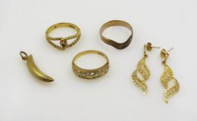 Three 9ct gold rings,