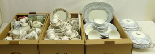Minton 'Grey Mist' dinner service for six, lacking one soup bowl,