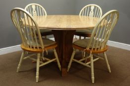 Circular polished pine pedestal dining table (D141cm, H73cm),