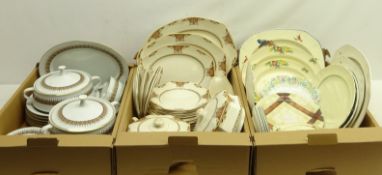 H & K Tunstall Art Deco dinner service for six persons,