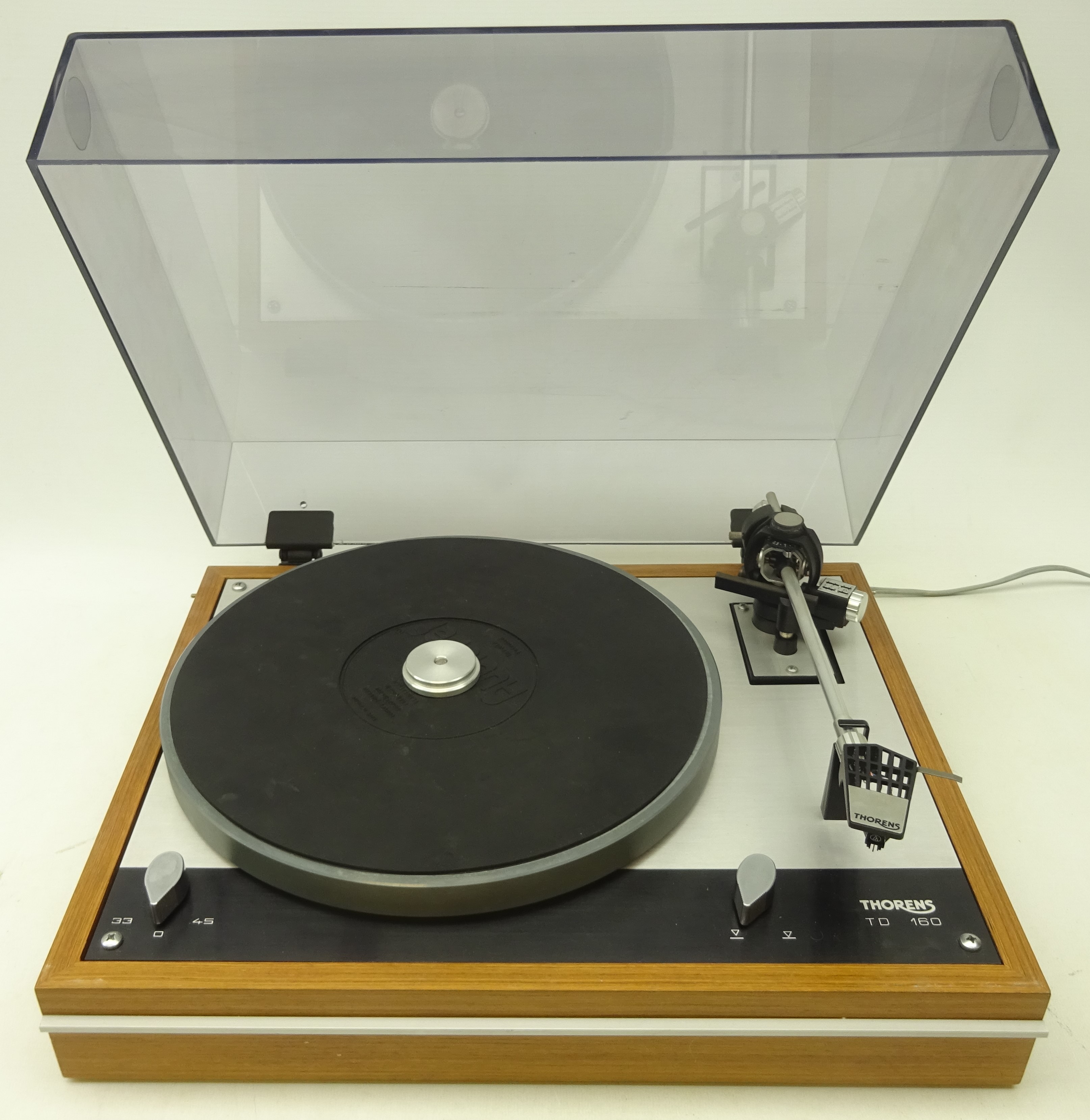 Thorens TD 160 turntable Condition Report <a href='//www.davidduggleby. - Image 2 of 4