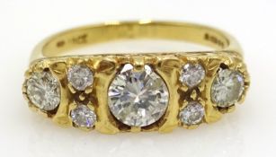 18ct gold diamond cluster ring hallmarked central diamond approx 0.