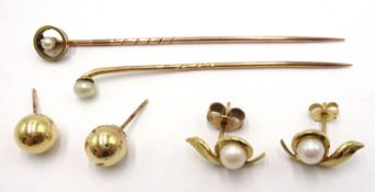 Pair of gold pearl stud ear-rings hallmarked 9ct,
