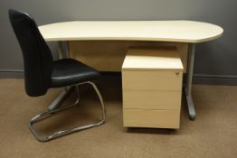 Light wood office desk with kidney shaped top (W175cm, H74cm, D95cm),