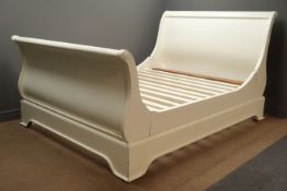 Large painted 5' kingsize sleigh bed Condition Report <a href='//www.