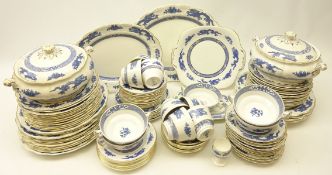 Booths 'Dragon' dinner and tea ware & a set of six matched Crown Staffordshire tea plates and