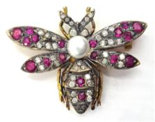 Insect brooch set with diamonds, rubies and a pearl, length 2.