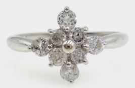 18ct white gold diamond cluster ring, diamonds approx 0.