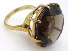 9ct gold large smoky quartz ring hallmarked Condition Report stone 2cm diameter,