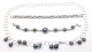 Silver freshwater pearl chain necklace,