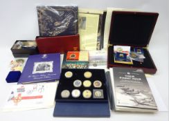 Collection of modern commemorative coinage including;