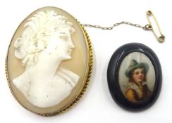 Victorian cameo brooch stamped 9ct and a jet brooch Condition Report Cameo 5cm