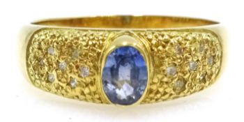 18ct gold sapphire and diamond ring, hallmarked Condition Report Size O-Q, approx 4.