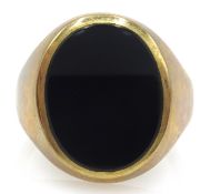 9ct gold onyx signet ring hallmarked Condition Report 4.2gm<a href='//www.