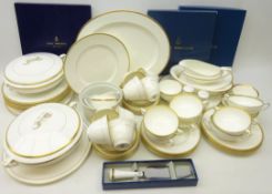 Royal Worcester 'Viceroy' pattern part dinner and tea service comprising eight soup bowls and