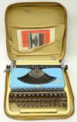 Groma Kolibri portable typewriter in carrying case wth instructions Condition Report