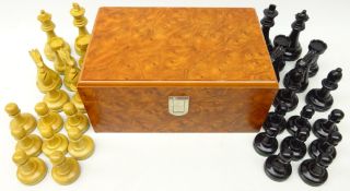 Box wood and ebony weighted chess set, maximum height 9.