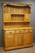 Royal Oak Furniture 'Yorkshire Rose' oak dresser, two shelves with plate rack, two cupboards,