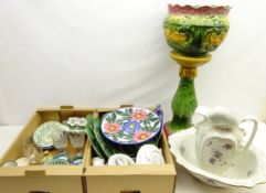 Majolica glazed jardiniere on stand, Edwardian floral decorated toilet jug and bowl,